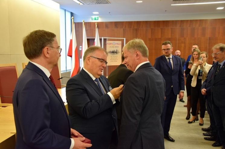 konferencja "wolna - niepodległa"